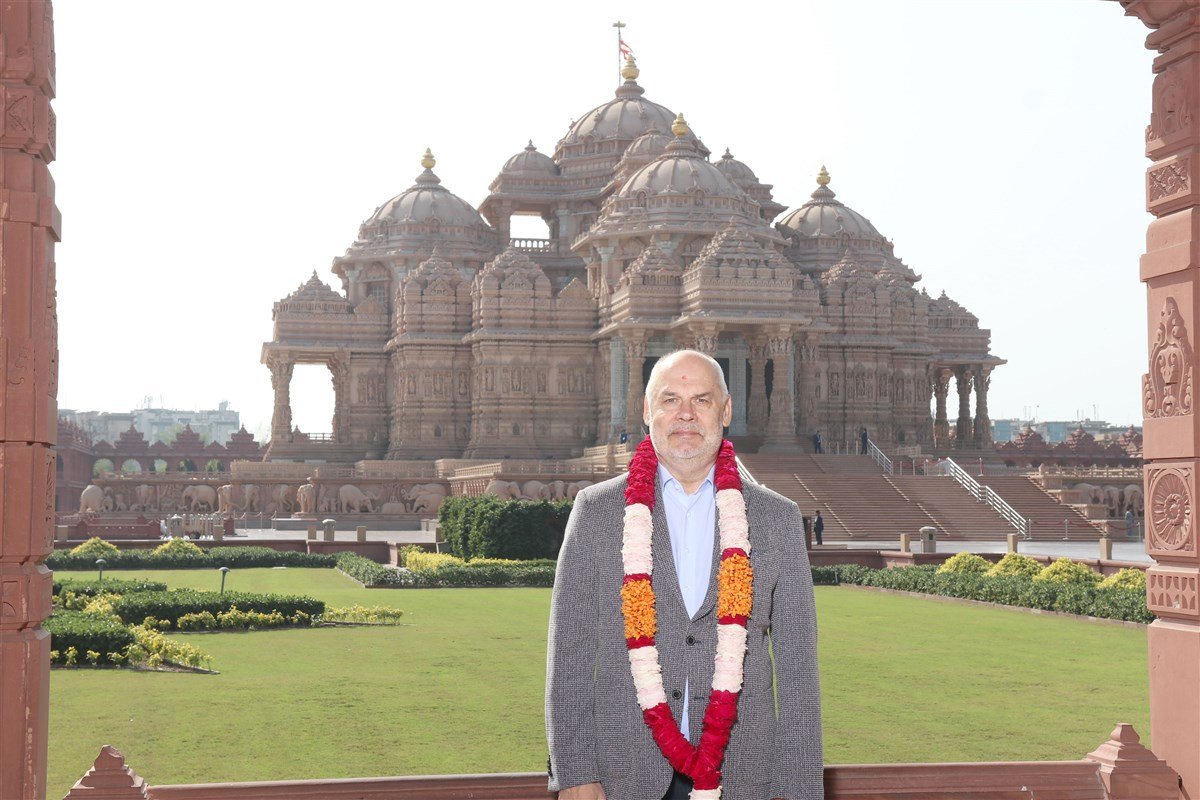 Estonia’s President Visits Swaminarayan Akshardham, Delhi, India