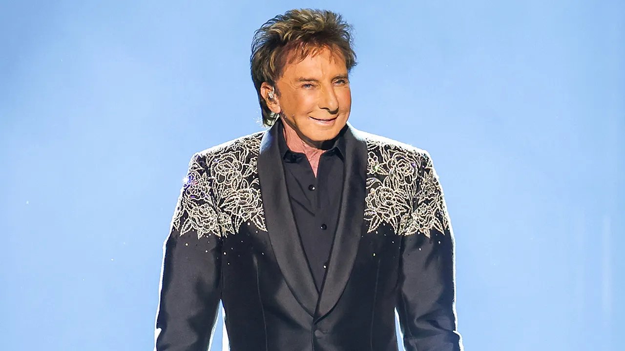 Barry Manilow postpones remaining arena shows after lung surgery