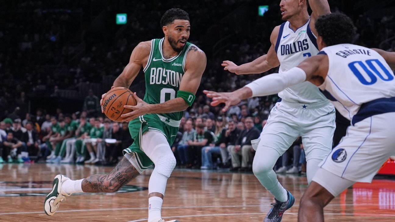 Celtics' Tatum starts rough, finds groove in 15-point return