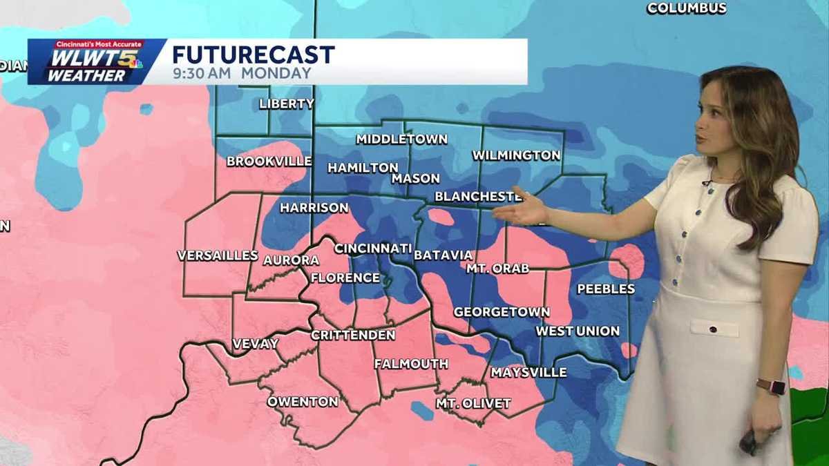 Snow showers impact Greater Cincinnati on Monday