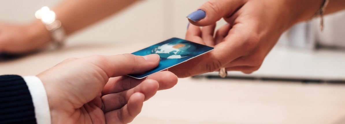 Is It Too Soon To Reconsider SoFi Technologies (SOFI) After Recent Share Price Swings?