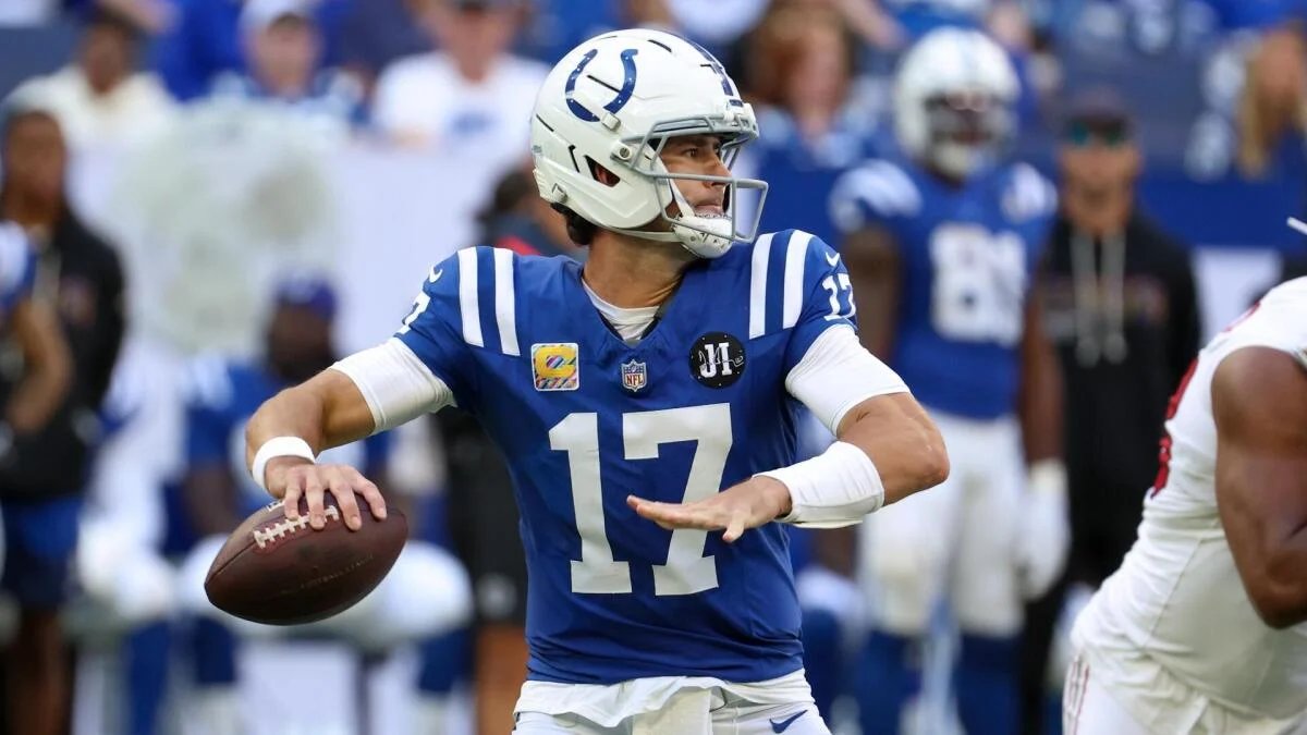 Colts seek long-term deal with Daniel Jones with tag deadline looming