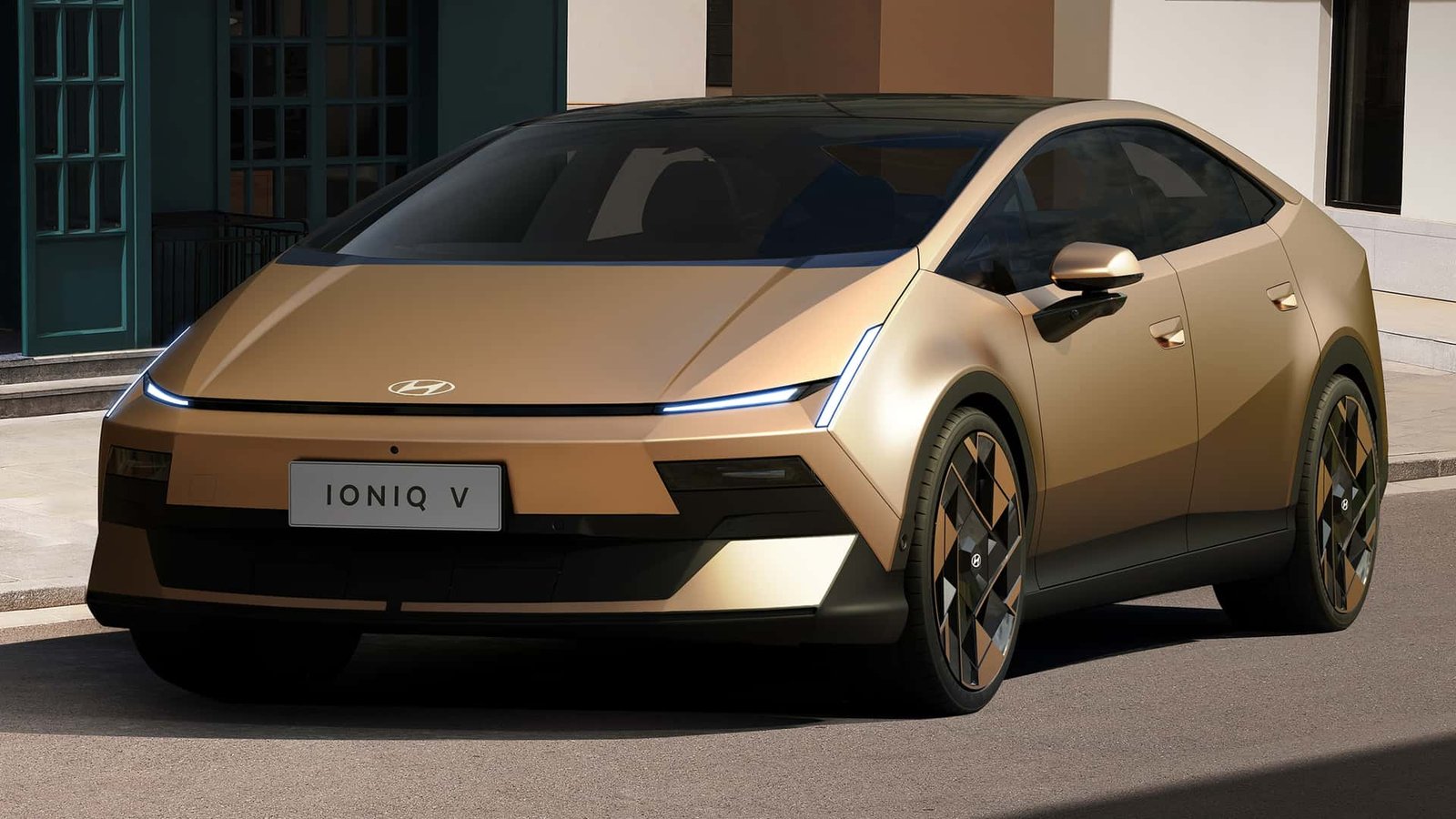 The Hyundai Ioniq V Blends Swoopy Roof With Sharp Angles